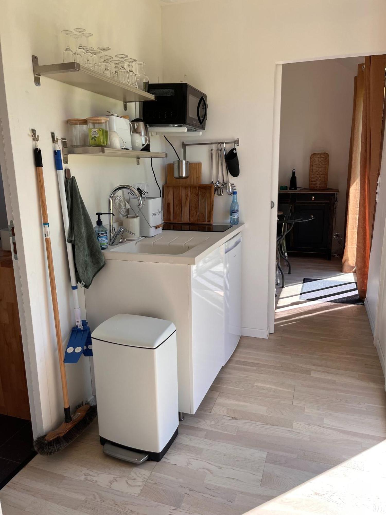 Bed and Breakfast La Sellerie Romagne  Экстерьер фото