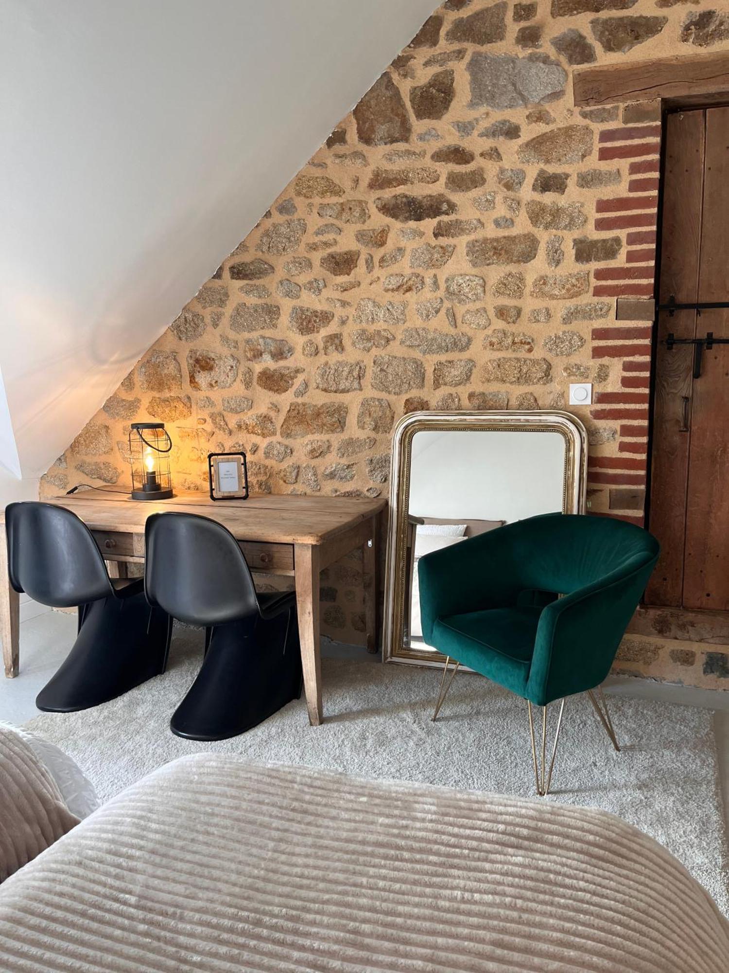 Bed and Breakfast La Sellerie Romagne  Экстерьер фото